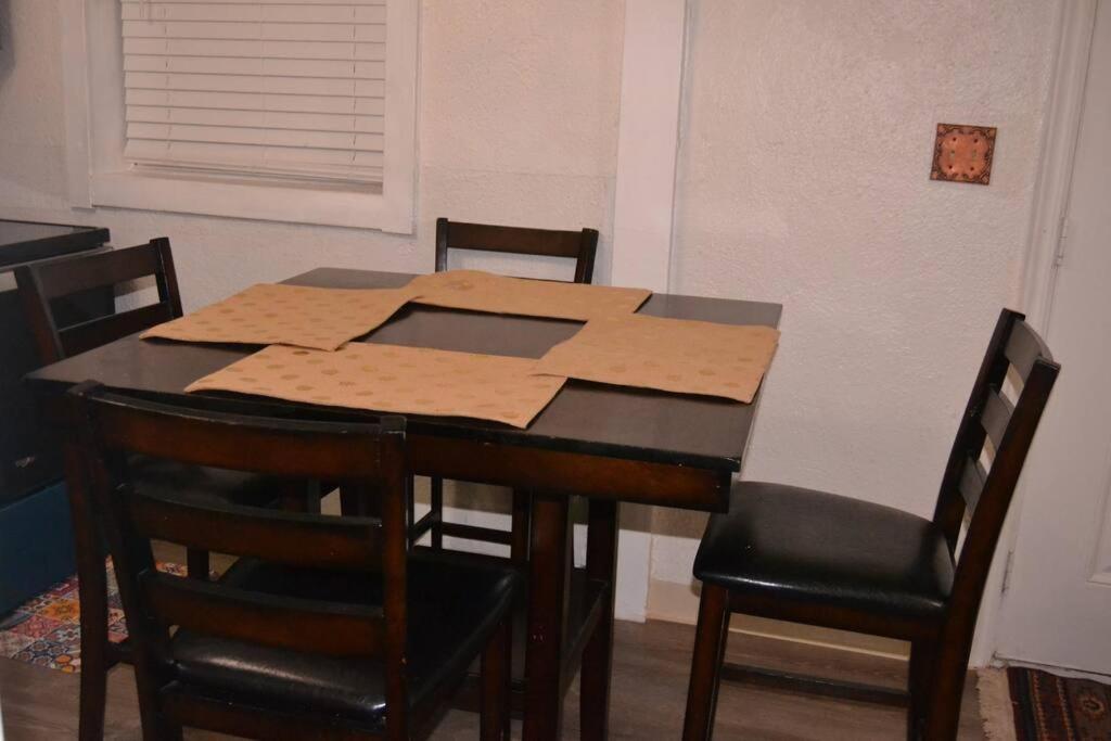 Bright And Cozy Lighthouse Cottage In Greenville Sc Ngoại thất bức ảnh