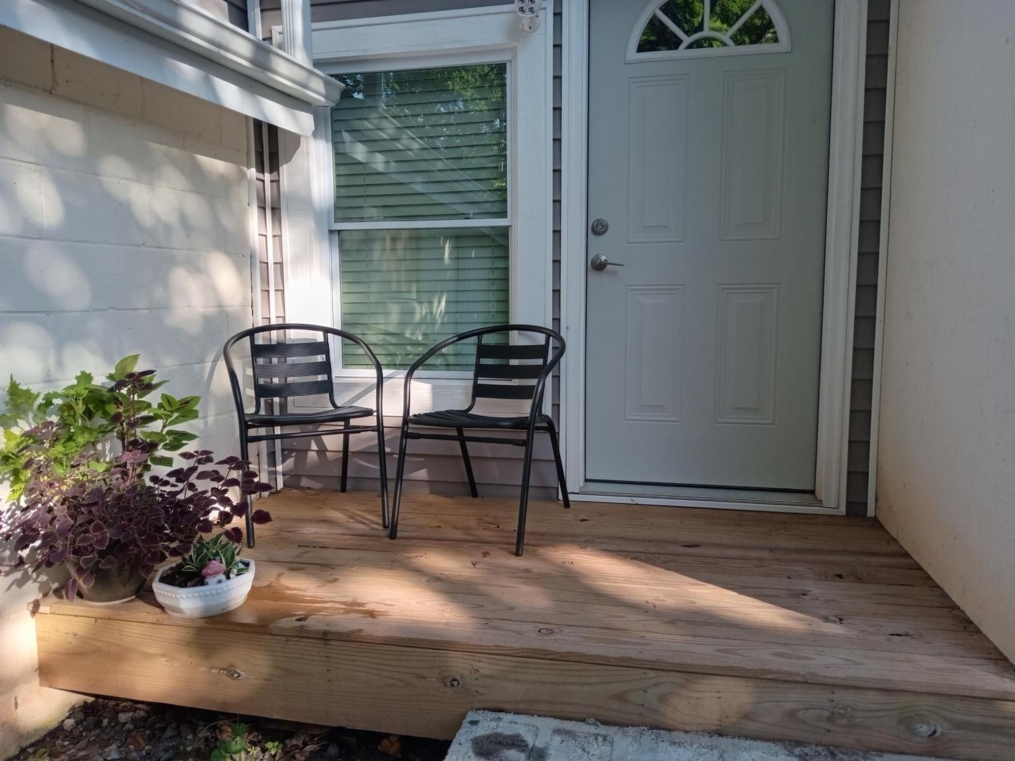 Bright And Cozy Lighthouse Cottage In Greenville Sc Ngoại thất bức ảnh